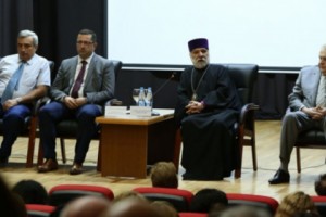 Deputy Minister to Diaspora Teachers: "You're Lucky to be Visiting a New Armenia"