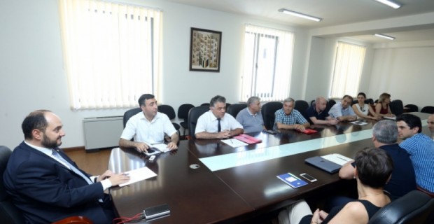 Կրթության և գիտության նախարարը հանդիպել է հրատարակչությունների ղեկավարների հետ