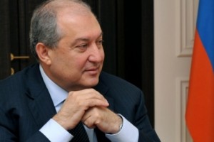 Armenian President Congratulates Macron on Bastille Day