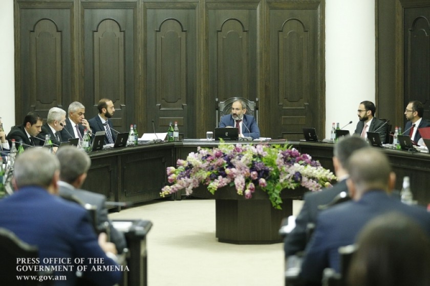 Կառավարության նիստը ուղիղ հեռարձակմամբ