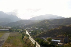 Կապանում կրկին տապալել են «Արարատցեմենտի» արտադրամասի վերաբերյալ 
հանրային լսումը