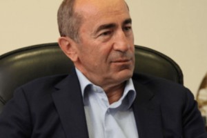 Ռ. Քոչարյան. «Մարտի 1-ի գործը անեծք է լինելու մեր ժողովրդի գլխին, եթե այս ձևով 
փորձեն 
բացահայտել»