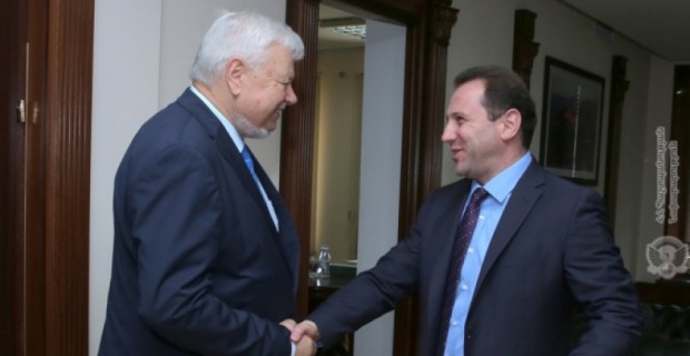 Armenian Defense Minister and OSCE's Andrzej Kasprzyk Discuss Karabakh Military Situation