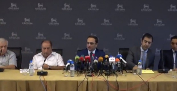 Ռոբերտ Քոչարյանի պաշտպանների ճեպազրույցը ուղիղ հեռարձակմամբ