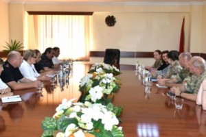 Ռազմական ոստիկանության պետն ընդունել է ԱՄՆ-ի և Միացյալ Թագավորության ԶՈՒ ներկայացուցիչներին