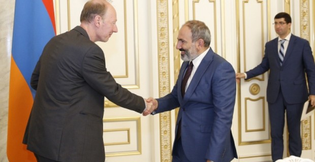 Премьер-министр принял депутата Европейского парламента Мартина Зоннеборна