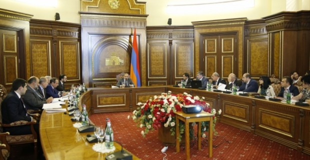 Կառավարությունում քննարկվել են գյուղացիական տնտեսություններին տրամադրվող 
պետական աջակցությանը վերաբերող հարցեր