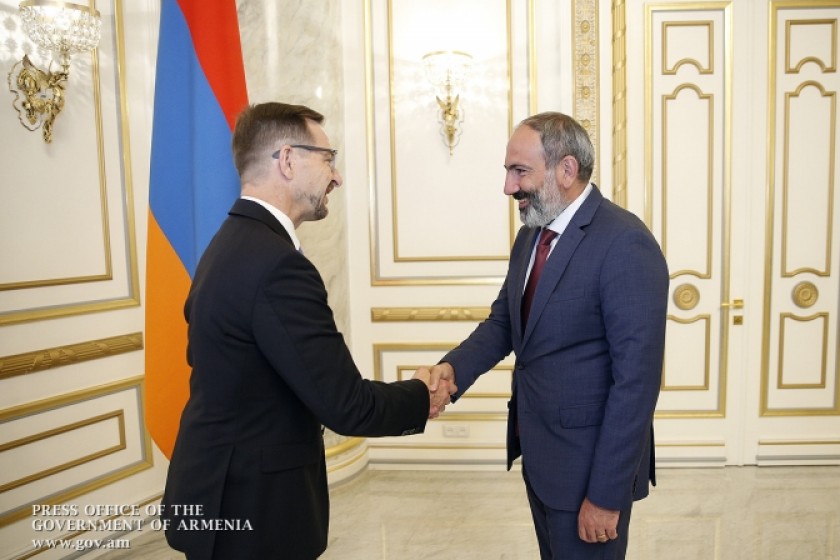 Премьер-министр принял генерального секретаря ОБСЕ
