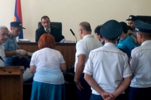 Կուրսանտի սպանության գործով անցնող անձանց ենթադրյալ խոշտանգումների 
ենթարկելու հարցով  դատավորը կդիմի դատախազություն
