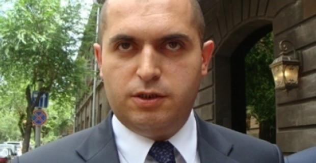 А.Ашотян: “Запись подтвердила висящие в воздухе слухи о том, что судебная система политизирована и управляется лично премьер-министром”