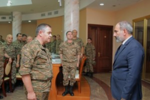 Վարչապետն այցելել է տեղեկատվական և մարտական կառավարման կենտրոններ