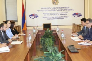 Armenian Environment Minister Discusses "Green Cities" Project with EBRD Delegation