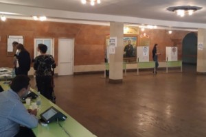 Դավթաշենի առաջին թաղամասում ընտրական գործընթացն առայժմ հանգիստ է