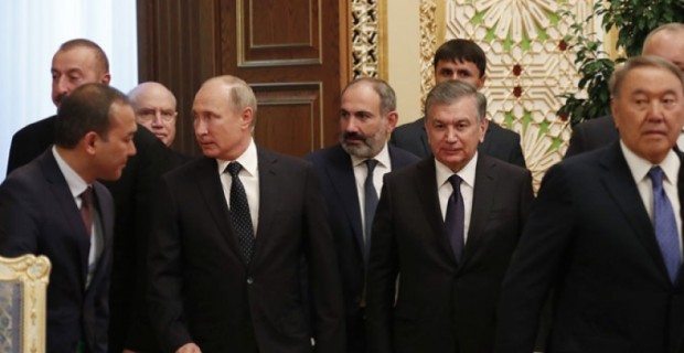 Премьер-министр Пашинян в Душанбе принял участие в очередном заседании Совета глав 
государств–участников СНГ
