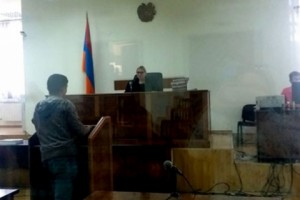 Նուբարաշենի խճուղում տեղի ունեցած սպանության գործով վկան պնդում է, որ իրեն
ոստիկանությունում ծեծի են ենթարկել