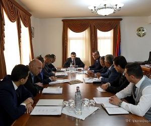 Արցախի պետնախարարն աշխատանքային ընդլայնված խորհրդակցություն է հրավիրել