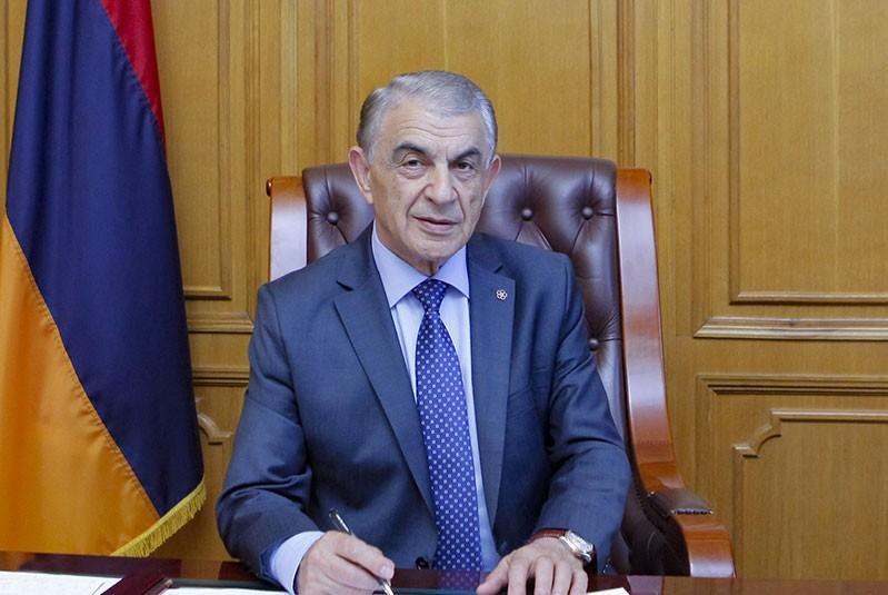 Արա Բաբլոյան. «Ափսոսանքով ու մտահոգությամբ եմ հեռանալու՝ մտածելով, թե արդյո՞ք ավարտին են հասցվելու այն մտահղացումները, որոնք սկսել էի»