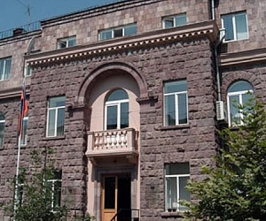 Քարոզչական պաստառ տեղադրելու համար կուսակցությունների հայտերը ԿԸՀ ներկայացնելու վերջնաժամկետը նոյեմբերի 14-ն է