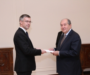 Swedish Ambassador to Armenia Presents Credentials