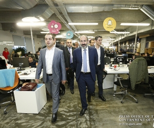 Վարչապետի պաշտոնակատարն այցելել է PicsArt ընկերության հայաստանյան գրասենյակ
