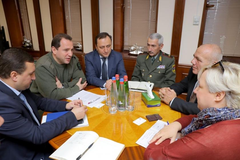 Քննարկվել են խորհրդարանական ընտրություններին զինված ուժերի զինծառայողների մասնակցությանը վերաբերող հարցեր