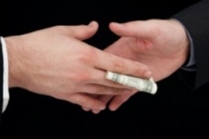 Hetq Poll: 74% Have Been Asked for Bribes
