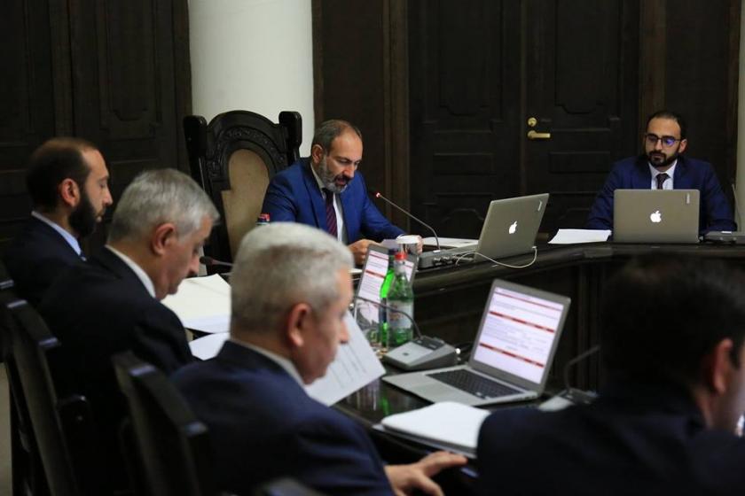 Ուղիղ հեռարձակում կառավարության նիստից