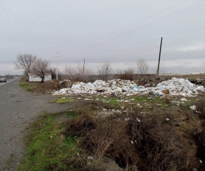Armavir’s Reoccurring Garbage Problem: Waiting for the Snow to Cover It Up