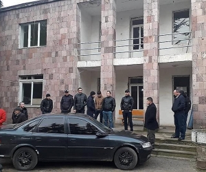 9-го января состоится встреча главы администрации Баграташена с местными жителями. Сегодняшняя акция протеста прекращена