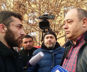 Tensions Flare Outside Court: Demonstrators Demand Re-Arrest of General Manvel Grigoryan