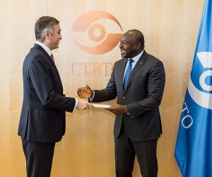 Ambassador Armen Papikyan Presents Credentials