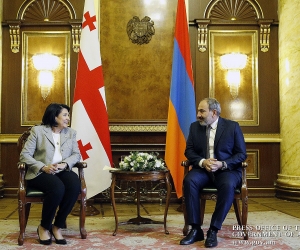 Armenian Prime Minister Hosts Visiting Georgian President: Both Agree to Expand Relations