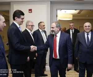 Премьер-министр обсудил с предпринимателями шаги по улучшению предпринимательской среды