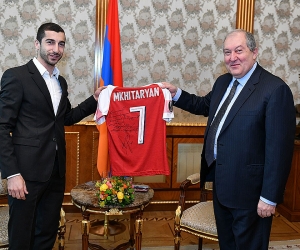 Mkhitaryan Autographs Football Jersey for Armenian President