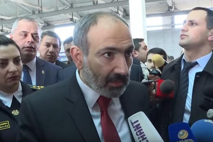 Նիկոլ Փաշինյանը Նորագավիթի մաքսատանը պատասխանել է լրագրողների հարցերին
