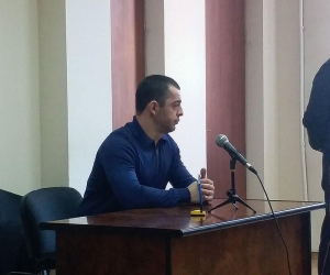 Александр Саргсян отдыхает в Европе, а с его сына, Айка Саргсяна, суд снял  заапрет на пересечение границы