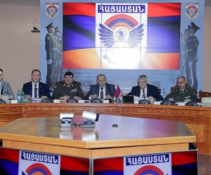 ՊՆ վարչական համալիրում անցկացվել է հայ-ռուսական միջպետական հանձնաժողովի նիստը