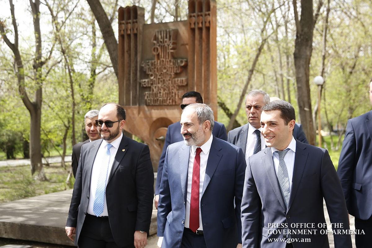 Премьер-министр коснулся переговорного процесса вокруг урегулирования нагорно-карабахского конфликта