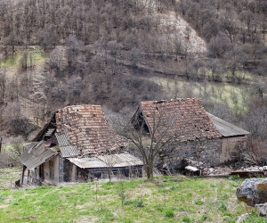 Lori’s Karaberd Village: Mayor Hopes Government Assistance and Tourism Will Prevent Community from Turning into Ghost Town