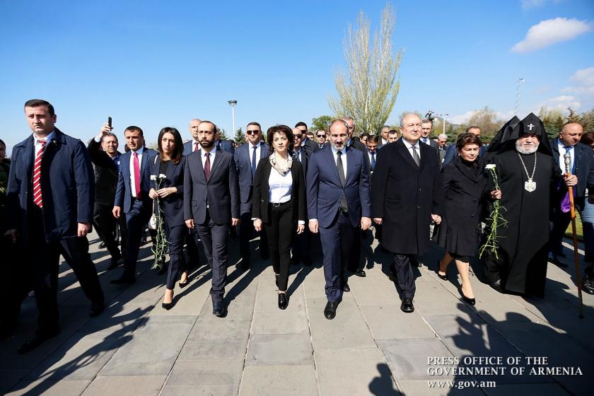 Nikol Pashinyan Pays Respects at Yerevan's Armenian Genocide Memorial