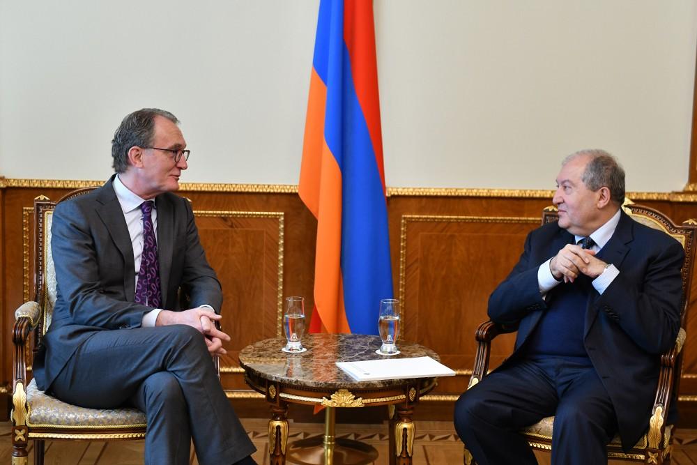 Armenian President and Dutch Ambassador Discuss Increased Economic Cooperation