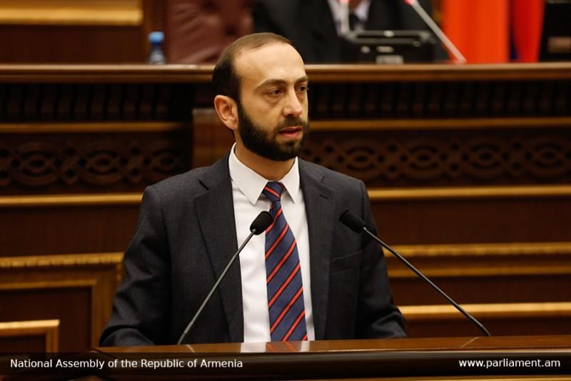 Արարատ Միրզոյանը Գագիկ Ծառուկյանին հորդորել է հետեւել պատգամավորի շահերի բախման իրավիճակների համար սահմանված կարգավորումներին