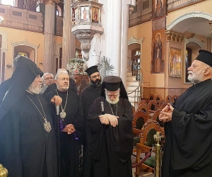 Հանդիպում Կրետեի արքեպիսկոպոսի հետ