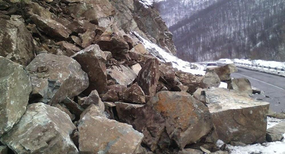 AMD 10 Million to Investigate Highway Rockfalls