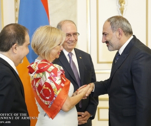 Премьер-министр Пашинян и заместитель председателя Бундестага Германии обсудили ряд представляющих двусторонний интерес вопросов