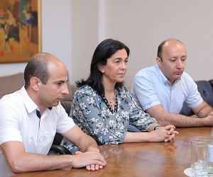 Նախարար Սուրեն Պապիկյանն ընդունել է «Վեոլիա» ընկերության փոխնախագահ Մալիկա Գենդուրիին