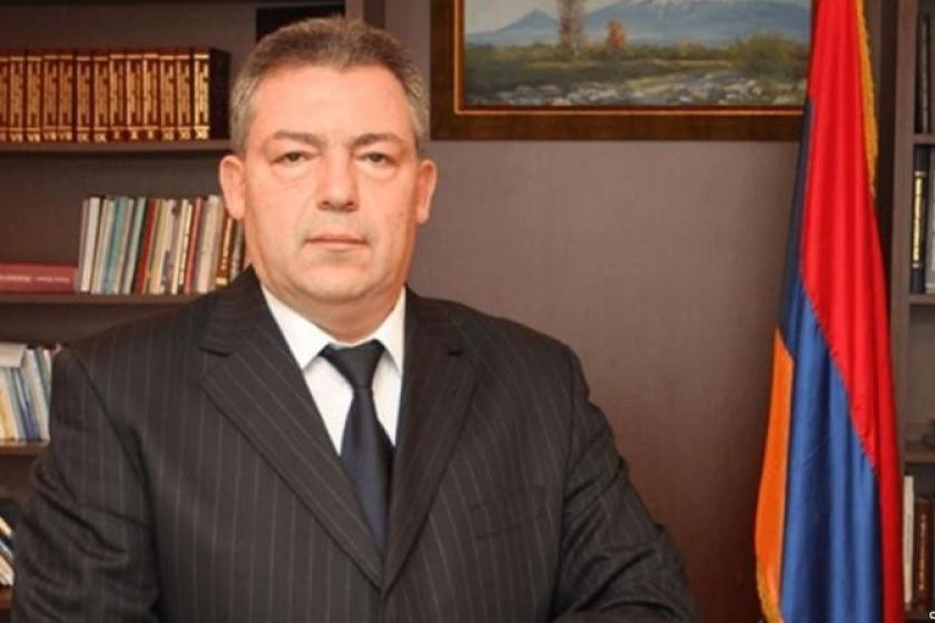 Պաշտպանը կարծում է, որ Արման Մկրտումյանի գործողությունները դուրս են եկել անհրաժեշտ պաշտպանության տիրույթից(տեսանյութ)
