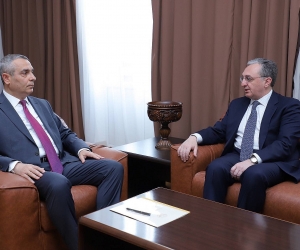 Armenia, Artsakh Foreign Ministers Meet in Stepanakert