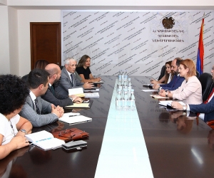Արայիկ Հարությունյանն ընդունել է ՄԱԿ-ի մշտական համակարգող Շոմբի Շարփի գլխավորած պատվիրակությանը