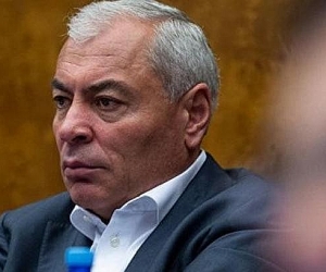 Компания бывшего депутата НС получила таможенную льготу